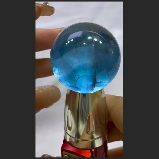 冰冰蓝萤石球来咯哦💕