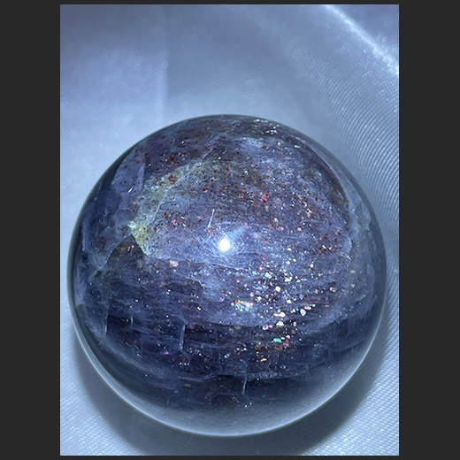 航海球球—血滴堇青石