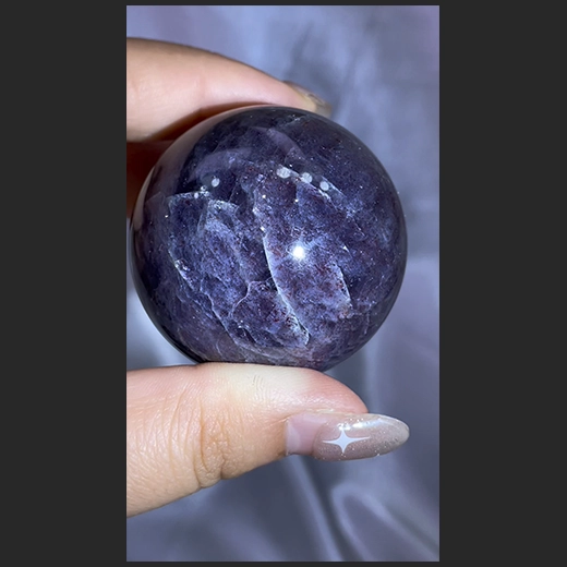 航海球球—血滴堇青石