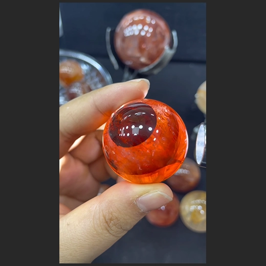 ⬆️🆕啦🥰新一批的胶花球球到啦💕