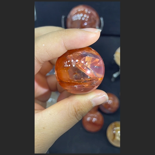 ⬆️🆕啦🥰新一批的胶花球球到啦💕