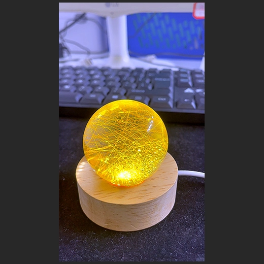 骸骨发晶散发着令人着迷敬畏的气息